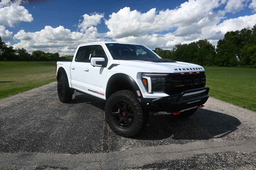 New 2026 Ford F150 Raptor w/ Equipment Group 803A Raptor R AWD/4WD image 2