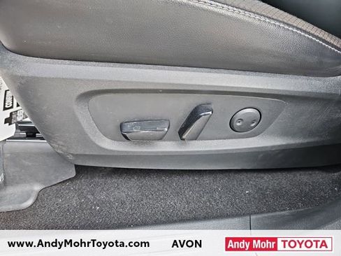 Used 2023 Nissan Pathfinder SL image 13