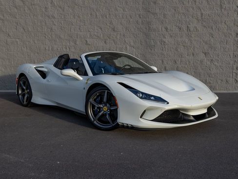Certified 2023 Ferrari F8 Tributo RWD image 5