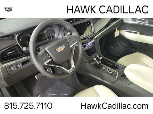 New 2025 Cadillac XT6 Sport image 13