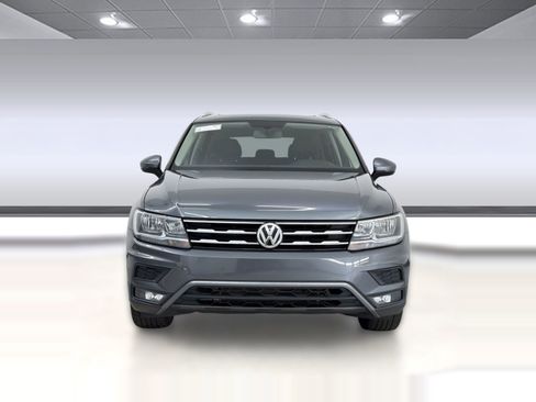 Used 2018 Volkswagen Tiguan SEL FWD image 6