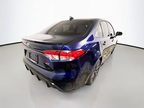Used 2023 Toyota Corolla SE w/ SE Premium Package FWD image 4
