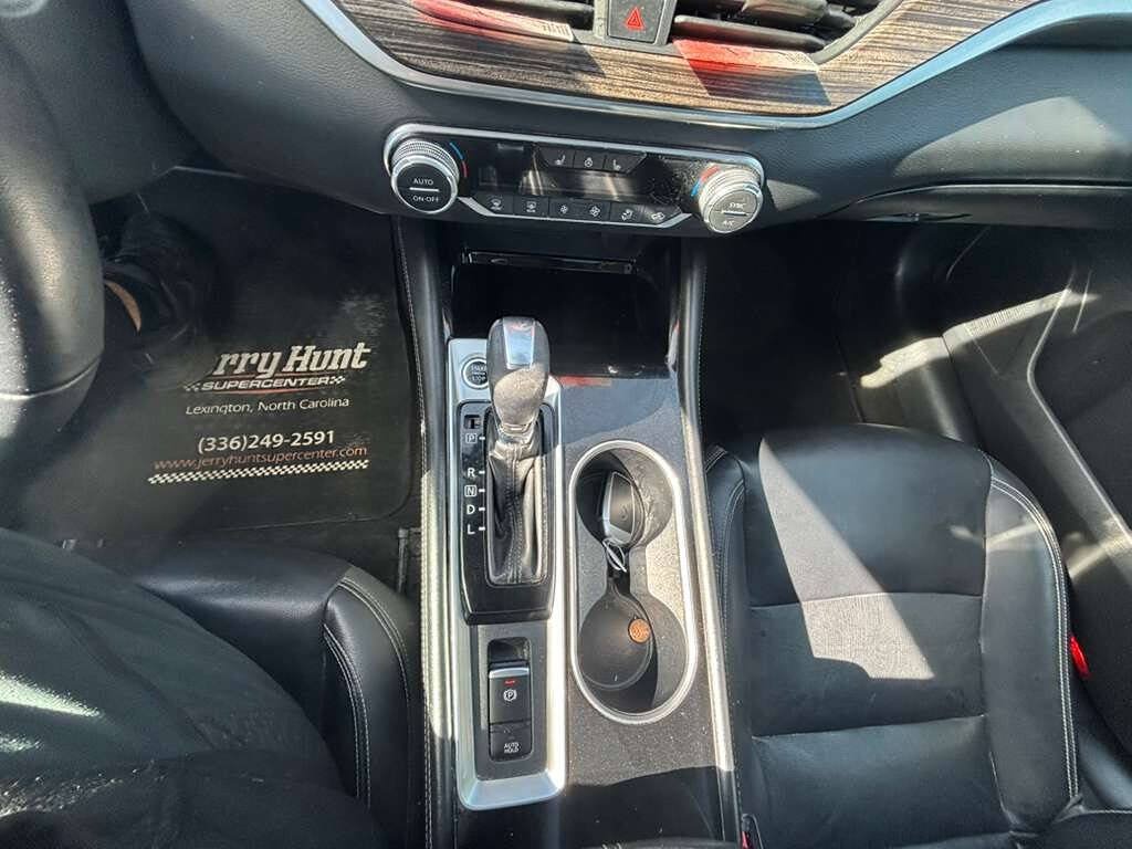 Used 2020 Nissan Altima 2.5 SL FWD image 6