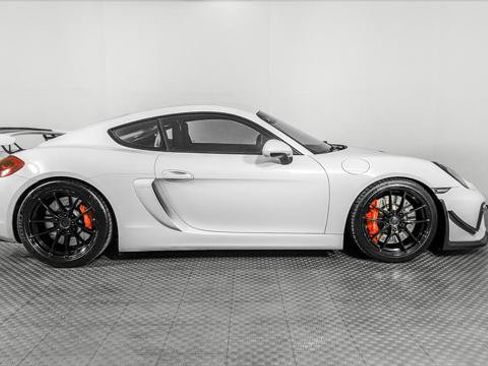 Used 2016 Porsche Cayman GT4 RWD image 10