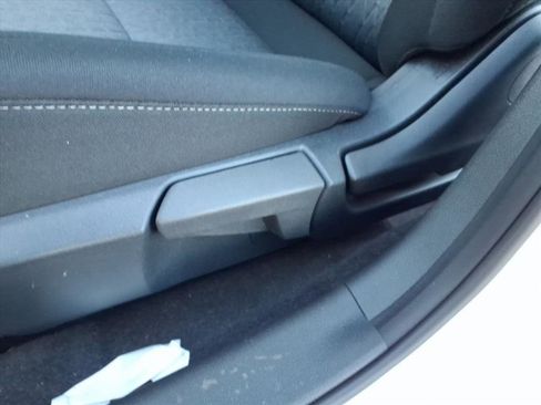 New 2026 Nissan Sentra SV image 25