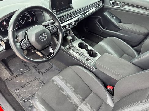 Used 2023 Honda Civic Sport image 9