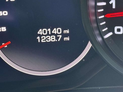 Used 2021 Porsche Cayenne image 29