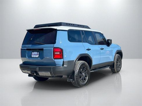 Used 2024 Toyota Land Cruiser image 5