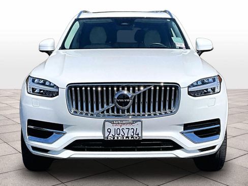 Used 2023 Volvo XC90 T8 Ultimate w/ Protection Package Premier AWD/4WD image 3