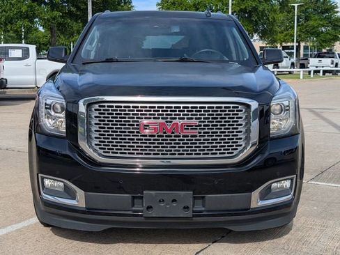 Used 2017 GMC Yukon Denali w/ Open Road Package image 3