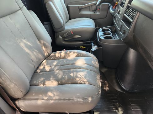 New 2025 Chevrolet Express 2500 w/ Driver Convenience Package image 17