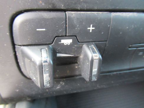 Used 2016 RAM 2500 Big Horn image 38