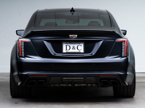 Used 2022 Cadillac CT5 V Blackwing RWD image 5