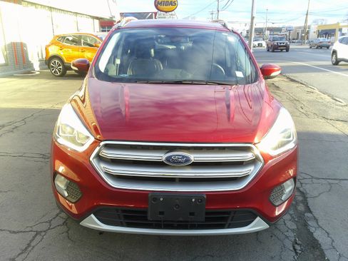 Used 2017 Ford Escape Titanium image 10