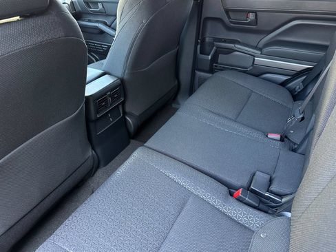 New 2026 Toyota 4Runner SR5 AWD/4WD image 14