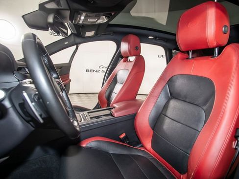 Used 2018 Jaguar XF First Edition image 12