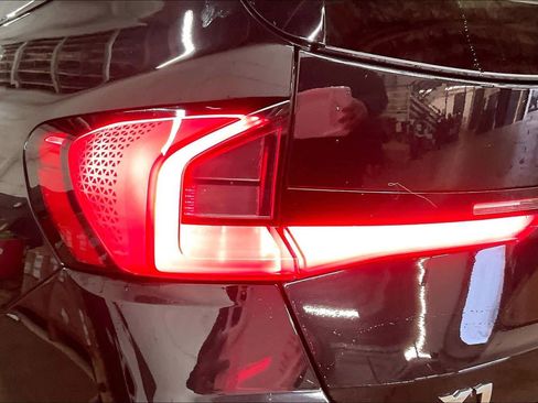 Used 2024 BMW X1 M35i w/ Premium Package image 31