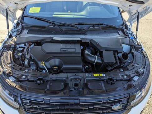 Used 2024 Land Rover Range Rover Evoque Dynamic SE AWD/4WD image 43