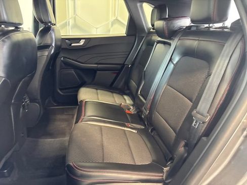 Used 2023 Ford Escape ST-Line w/ Tech Pack #1 AWD/4WD image 17