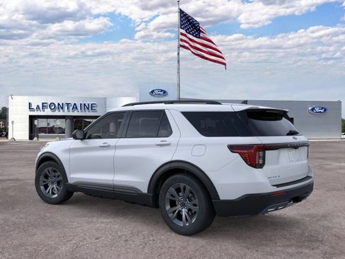 New 2026 Ford Explorer Active w/ Active Comfort Package AWD/4WD image 4