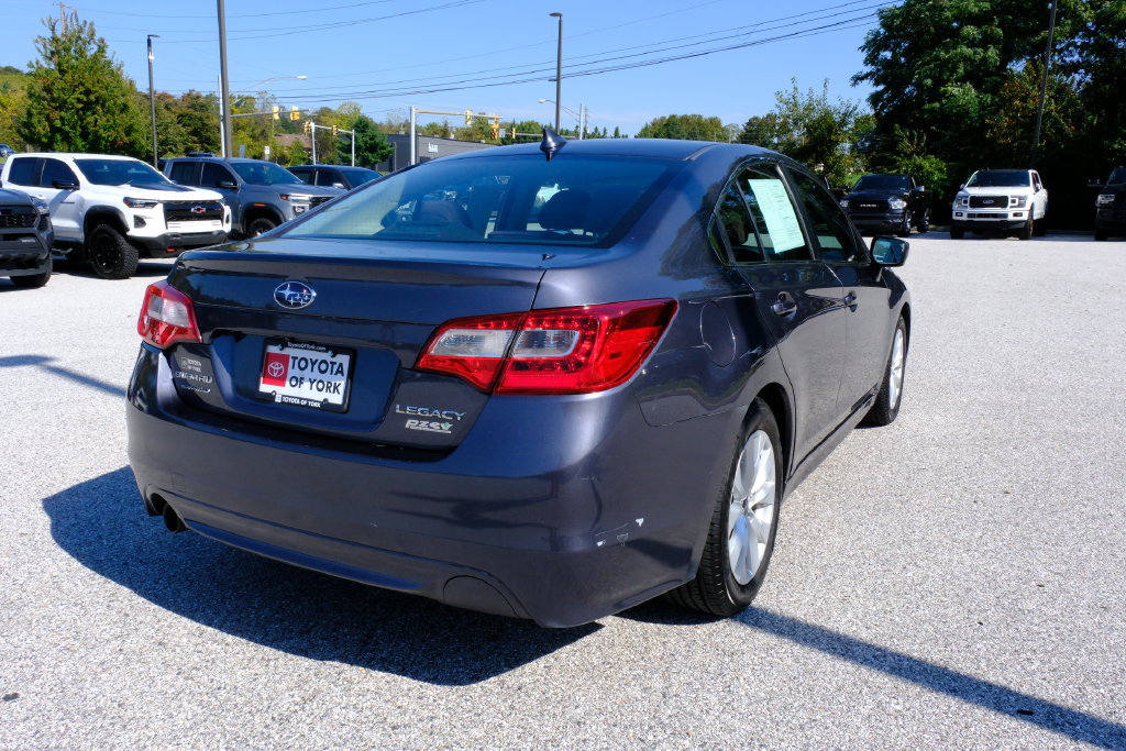 Used 2016 Subaru Legacy 2.5i Premium AWD/4WD image 3