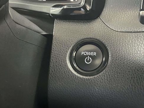 Used 2025 Toyota Camry LE FWD image 34