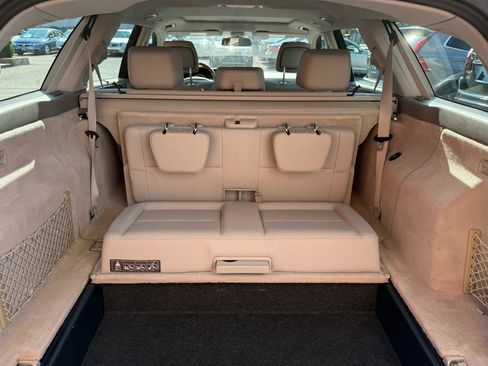 Used 2011 Mercedes-Benz E 350 4MATIC Wagon image 10