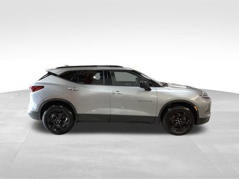 Used 2024 Chevrolet Blazer LT w/ Midnight/Sport Edition AWD/4WD image 8