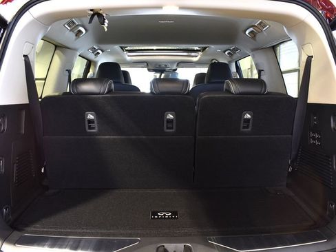 New 2026 INFINITI QX80 Luxe w/ Cargo Package image 28