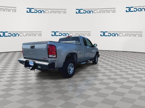 Used 2009 GMC Sierra 2500 SLT w/ SLT Convenience Package AWD/4WD image 8