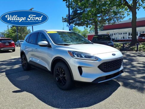 Certified 2020 Ford Escape SE AWD/4WD image 3