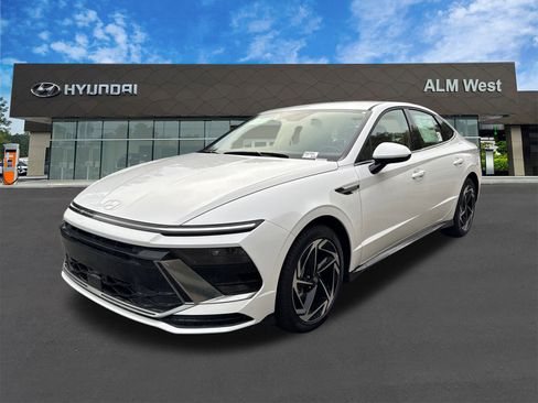 New 2026 Hyundai Sonata SEL FWD image 1
