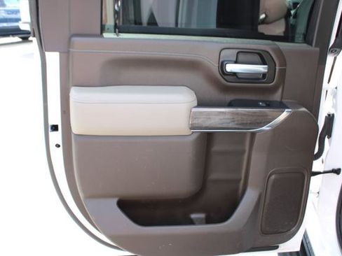 Used 2023 Chevrolet Silverado 2500 LTZ w/ LTZ Plus Package image 36