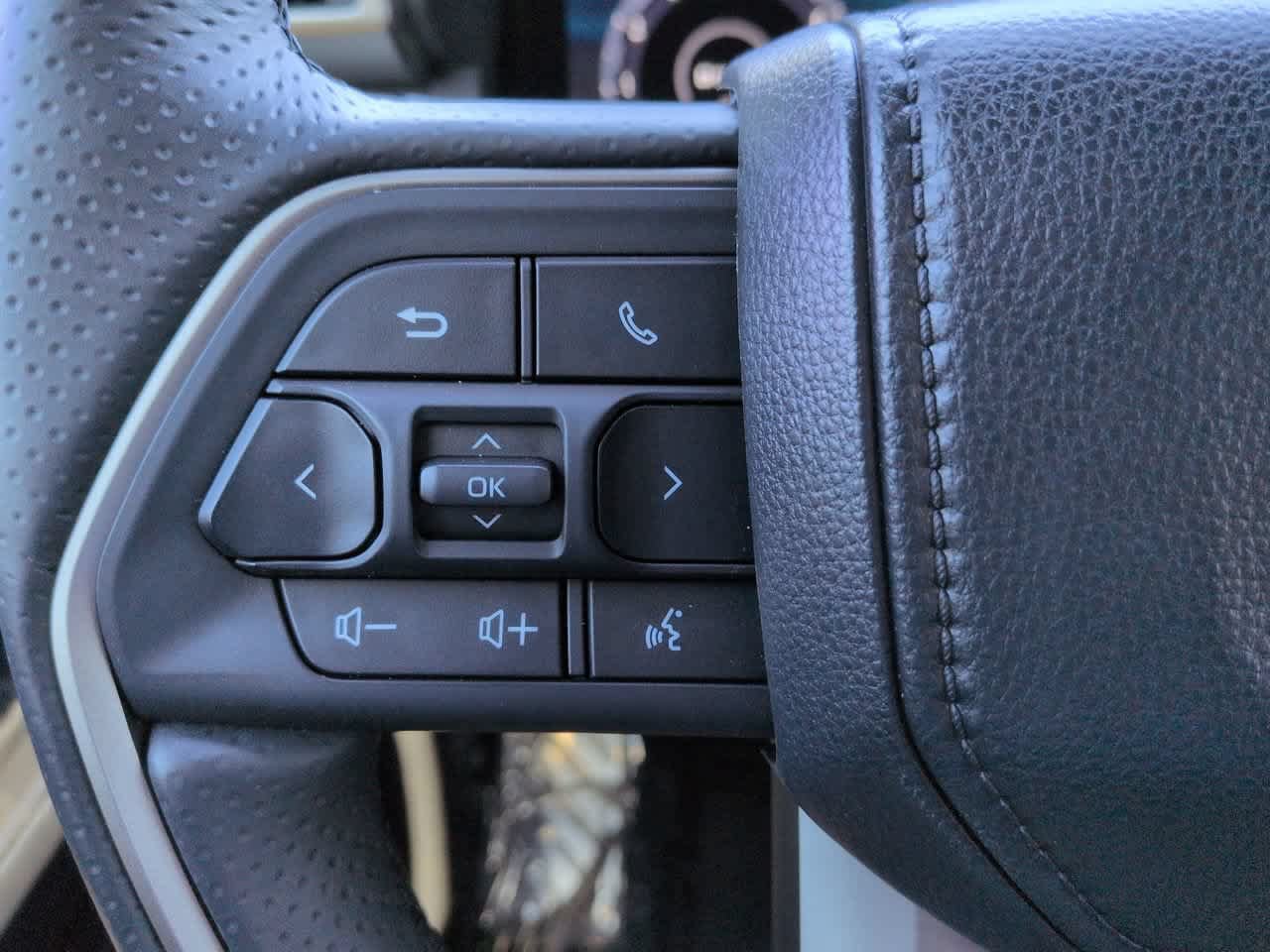 Certified 2026 Toyota 4Runner TRD Off-Road Premium AWD/4WD image 24