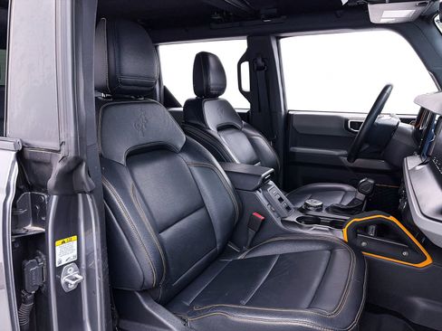 Used 2023 Ford Bronco Badlands image 34