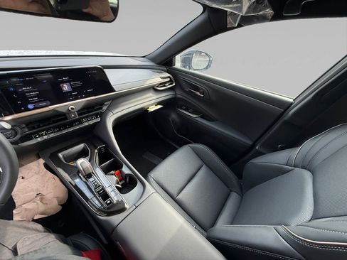 New 2026 Toyota Crown AWD/4WD image 21