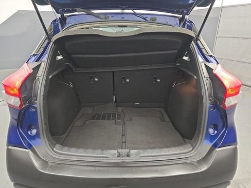 Used 2019 Nissan Kicks SV FWD image 37