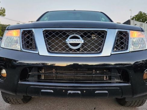 Used 2011 Nissan Pathfinder Silver image 3