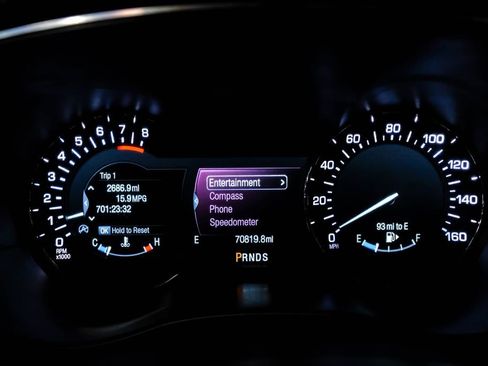 Used 2019 Lincoln MKC Premiere FWD image 20