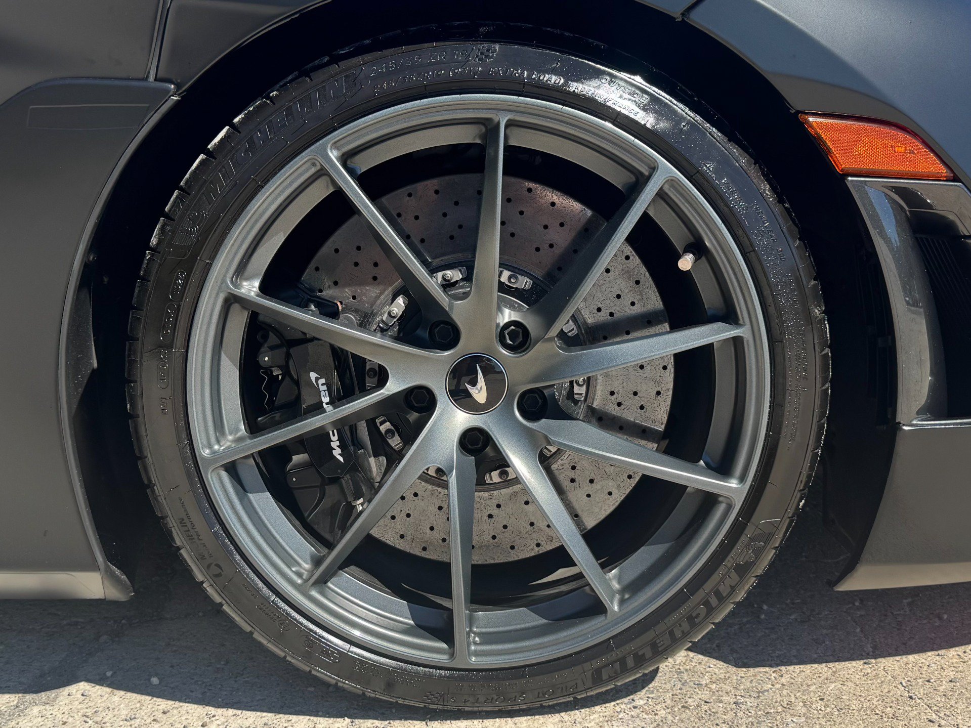 Used 2019 McLaren 720S Performance RWD image 68