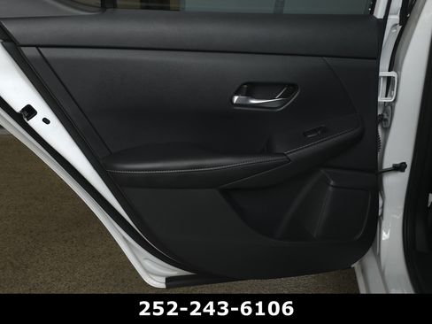 Used 2022 Nissan Sentra SV FWD image 28