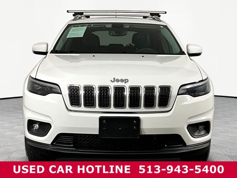 Used 2019 Jeep Cherokee Latitude Plus w/ Comfort/Convenience Group AWD/4WD image 2