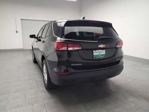 Used 2024 Chevrolet Equinox LS w/ LS Convenience Package AWD/4WD image 6