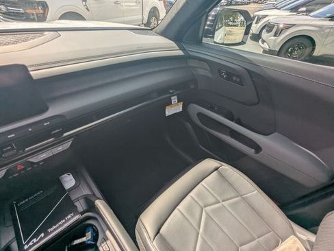 New 2027 Kia Telluride X-Line SX Prestige w/ Executive Package AWD/4WD image 17
