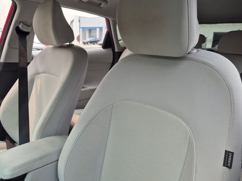 Used 2024 Hyundai Kona SEL FWD image 15