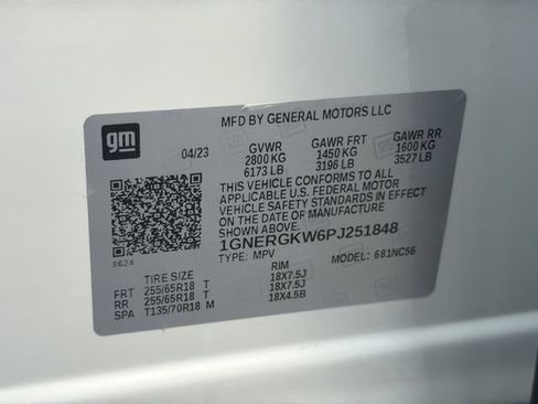 Used 2023 Chevrolet Traverse LT FWD image 33