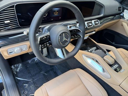 New 2026 Mercedes-Benz GLS 450 4MATIC image 4