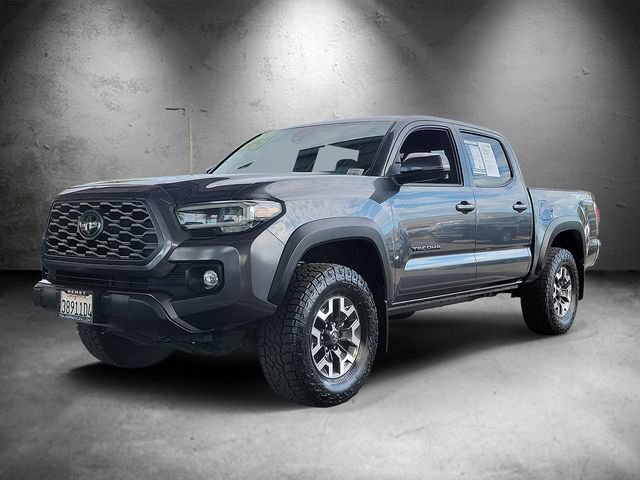 Used 2023 Toyota Tacoma TRD Off-Road w/ Black Out Package (TMS) AWD/4WD image 5
