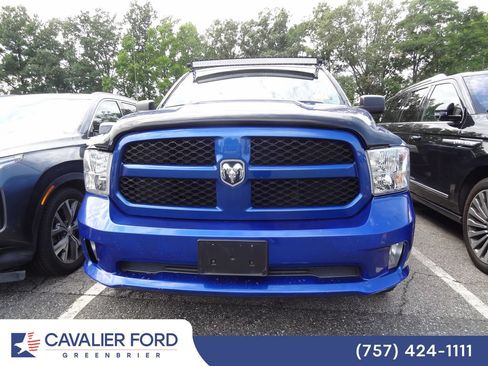 Used 2018 RAM 1500 Express AWD/4WD image 2