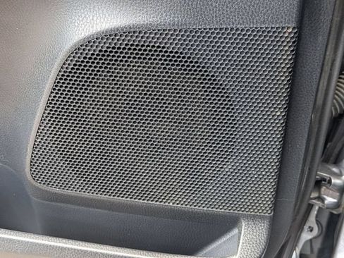 Used 2017 Toyota RAV4 XLE w/ Plus Extra Value Package AWD/4WD image 17